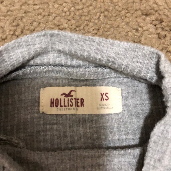 Hollister key hole top - Picture 3 of 3